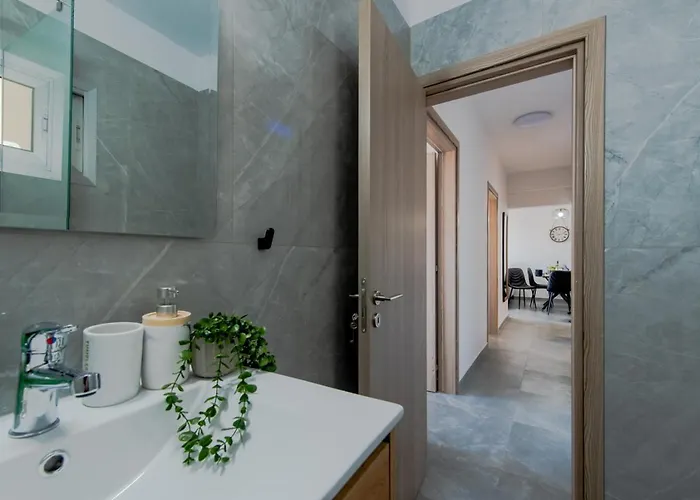 Telmar Sky View * ラルナカ