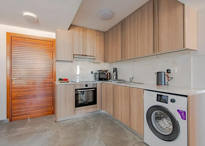 Telmar Sky View * Larnaca